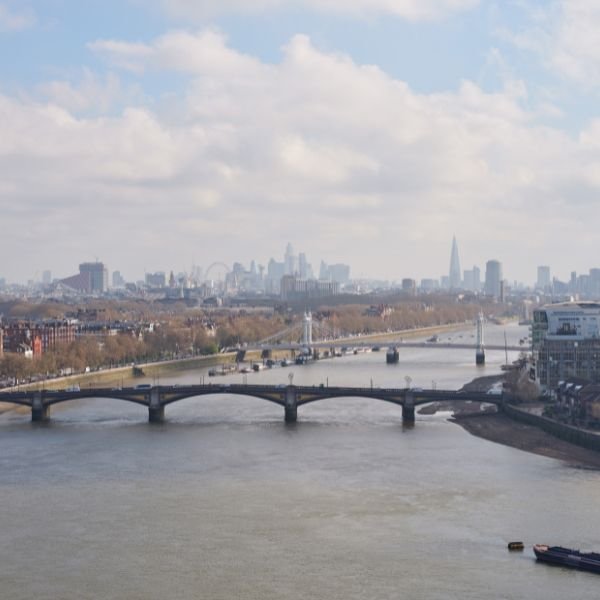 Chelsea Waterfront makes architectural statement on the Thames