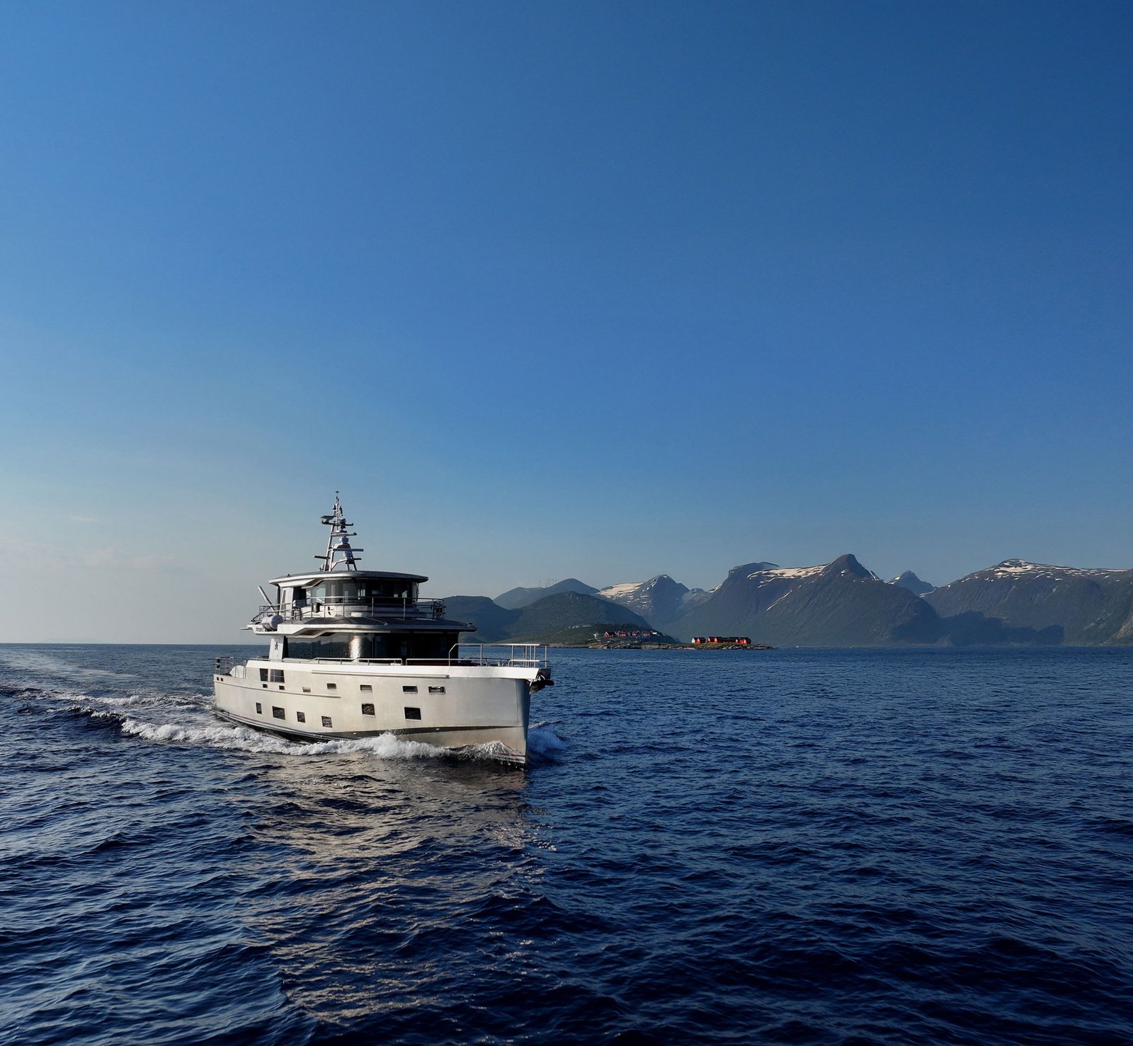 Unlock unforgettable ocean experiences with Arksen