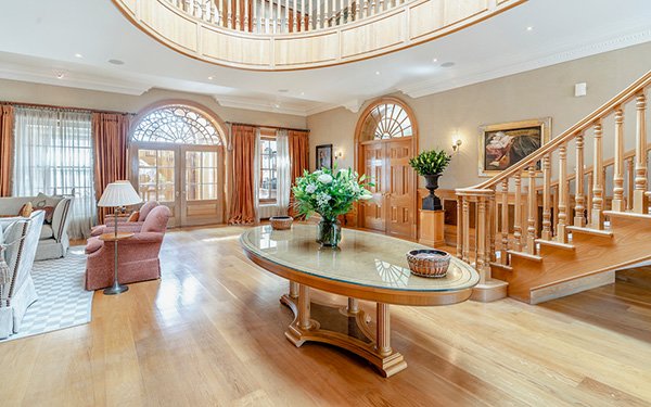 Freddie and Val’s Rivals Mansion ‘Bella Vista’ is Officially Up for Sale