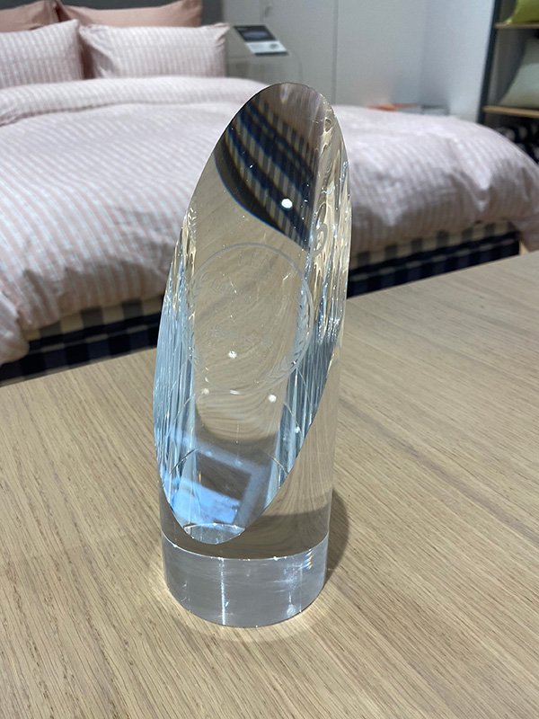 Honouring Excellence: Hästens Nice receives Luxury Experience Awards commendation